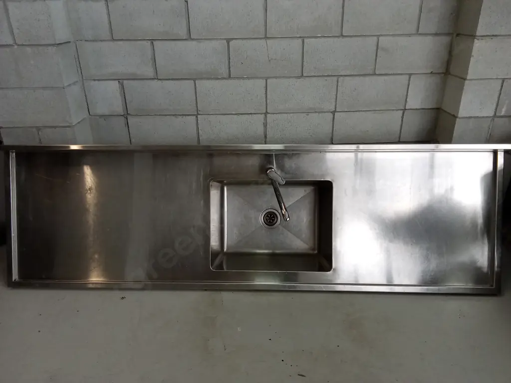 COMMERCIAL STAINLESS STEEL SINK BENCH, L 240CM X D 70CM Image 1++