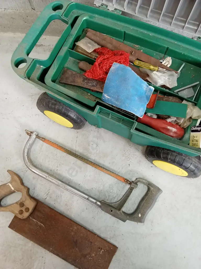 GARDEN TOOL STORAGE CART AND CONTENTS Image 1++