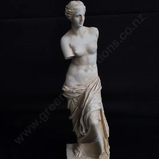 VINTAGE MINIATURE VENUS DE MILO REPRODUCTION STATUE, RESIN, STAMPED "LOUVRE MUSEUM", H 29 CM