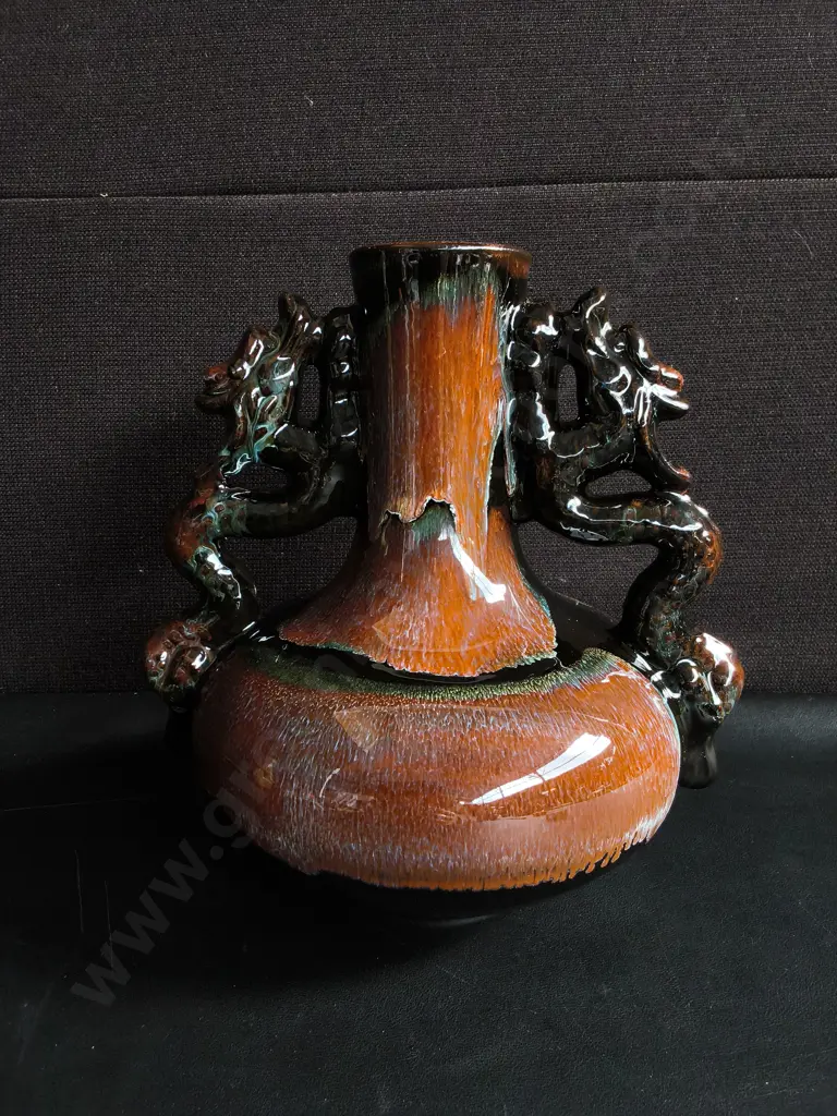VINTAGE MID CENTURY CHINESE JIZHOU STYLE POTTERY VASE, DOUBLE CHI-DRAGON HANDLES, H 26 CM Image 1++