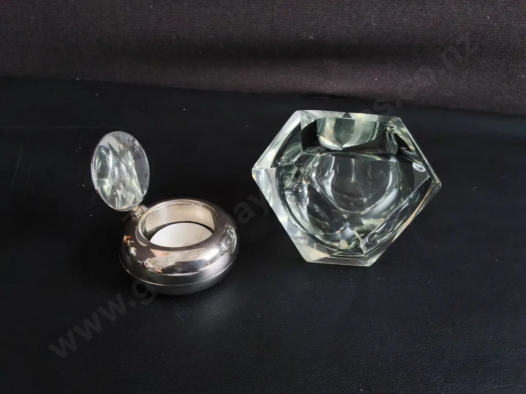 VINTAGE MURANO FACETED GLASS TRINKET BOWL, AND SILVER TEA LIGHT HOLDER, TALLEST H 8 CM Image 1++