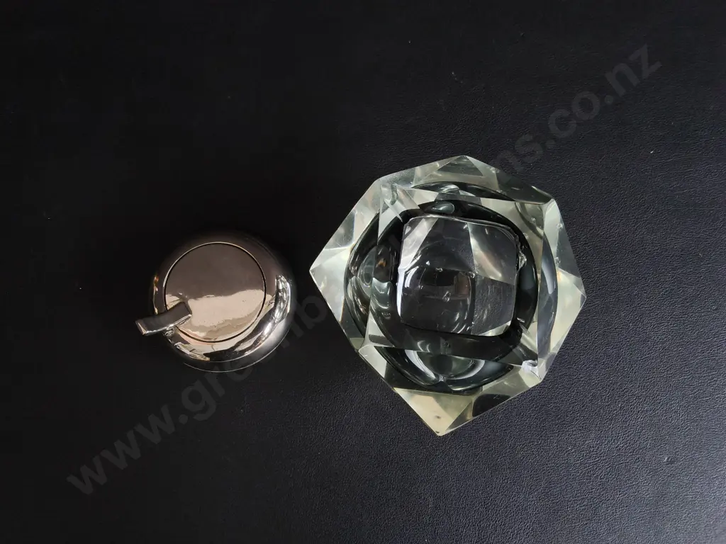 VINTAGE MURANO FACETED GLASS TRINKET BOWL, AND SILVER TEA LIGHT HOLDER, TALLEST H 8 CM Image 1++