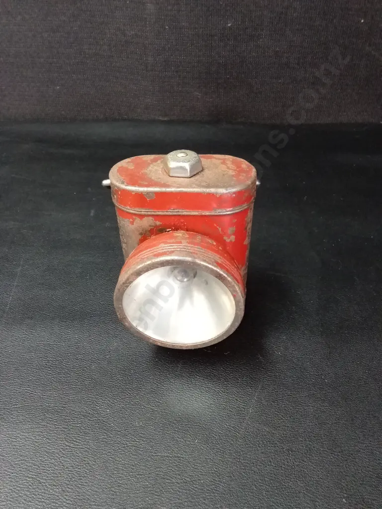 VINTAGE RED BICYCLE LAMP H9CM Image 1++