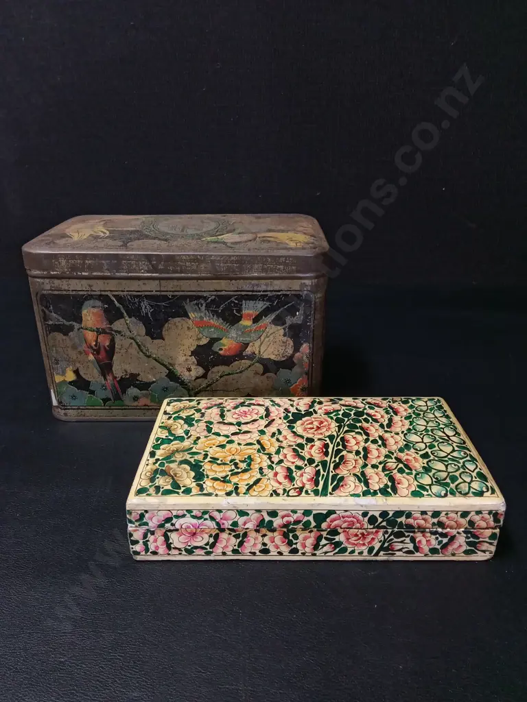 VINTAGE DECORATIVE METAL BOX H11CM AND VINTAGE TRINKET BOX H3CM Image 1++