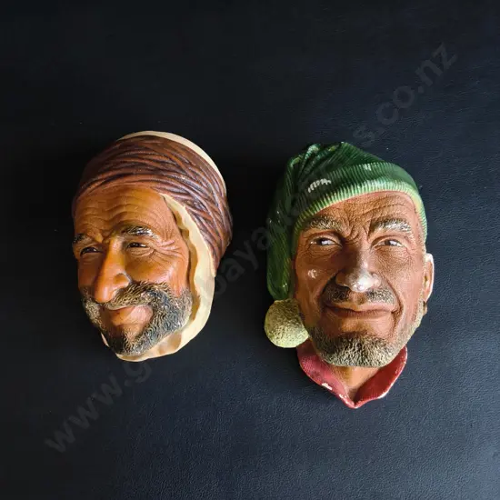 PAIR OF VINTAGE BOSSONS CHALKWARE HEADS, THE PERSIAN, AND CORSICAN, MADE IN ENGLAND, TALLEST H 16 CM
