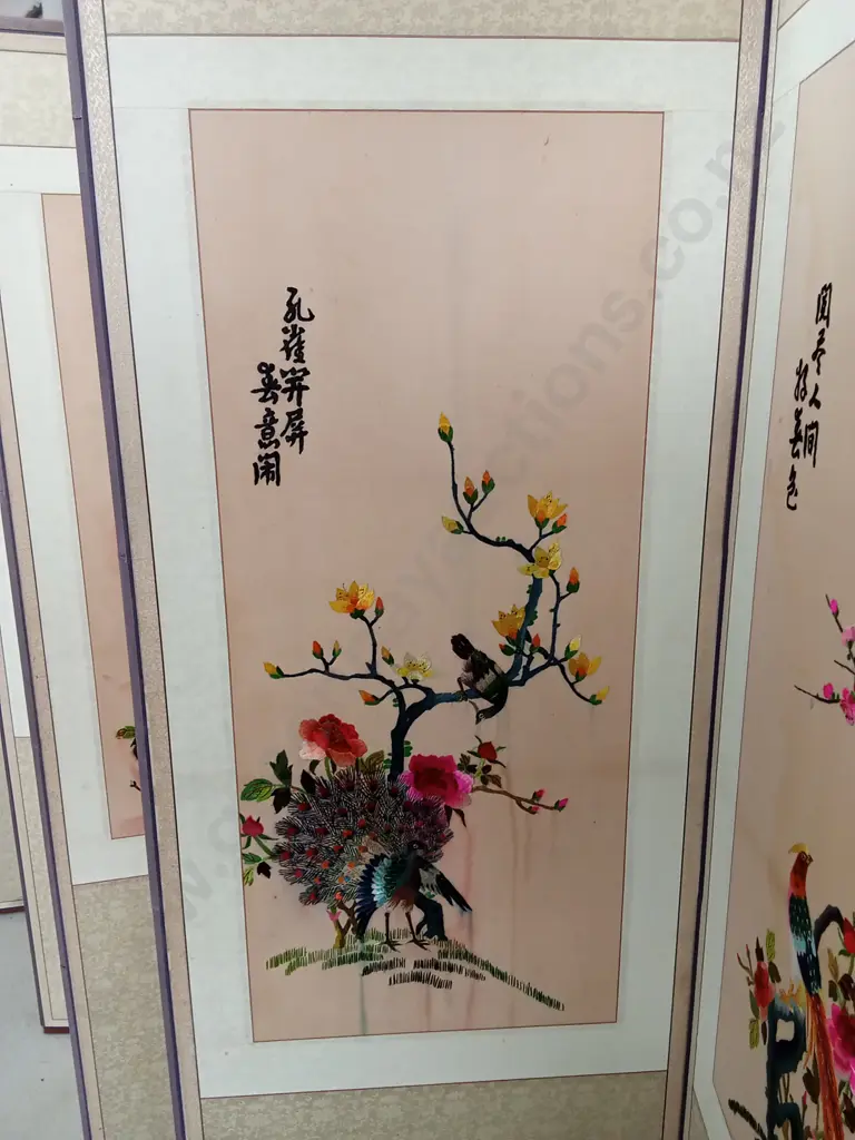 VINTAGE EAST ASIAN FOLDING SCREEN, H 157CM X W 384CM Image 1++