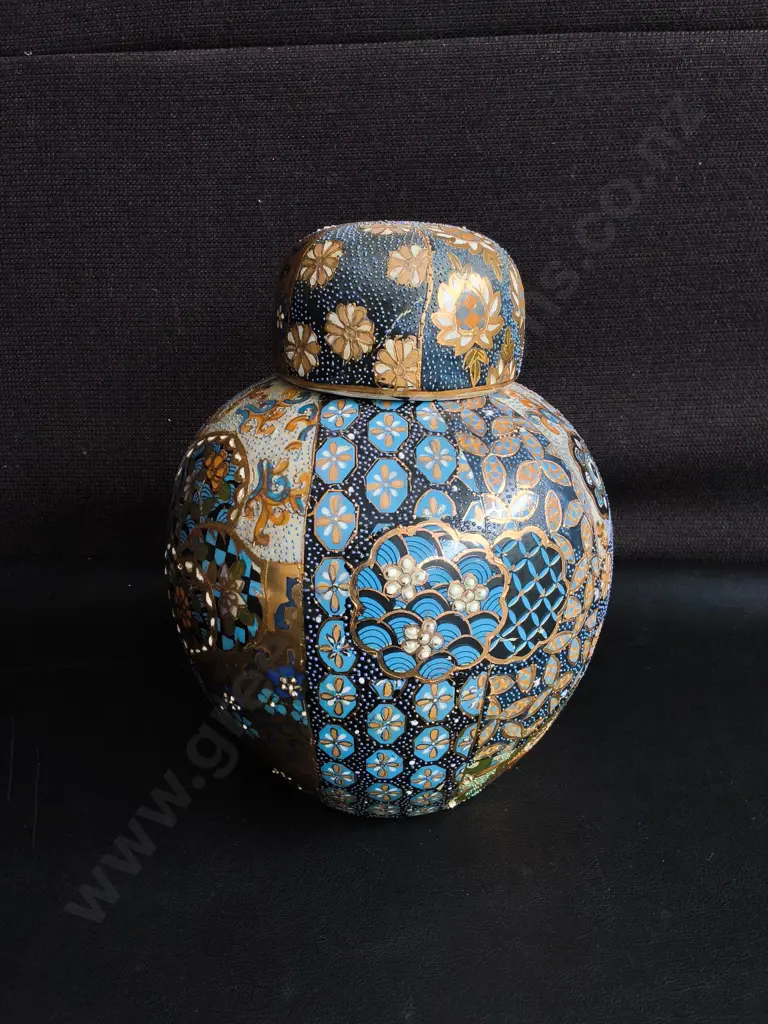 VINTAGE SATSUMA STYLE GINGER JAR WITH LID, H 21 CM Image 1++