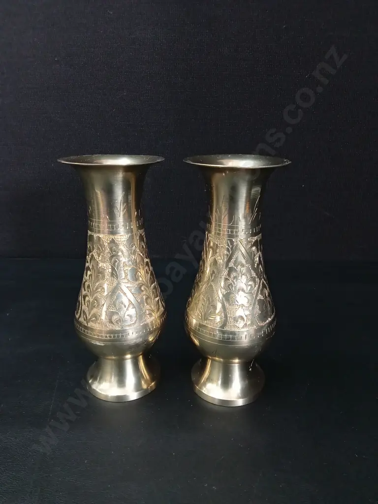 2 VINTAGE BRASS VASES H18CM Image 1++