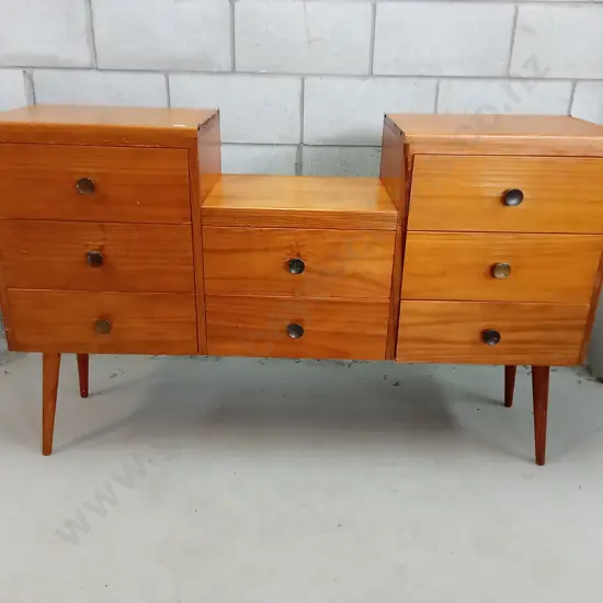 VINTAGE PINE DRESSER WITH COPPER HANDLES, H 84CM X W 133CM X D 35CM