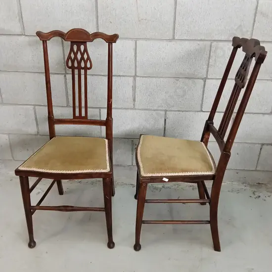 PAIR OF VINTAGE WOODEN CHAIRS WITH UPHOLSTERED SEATS, H 97CM