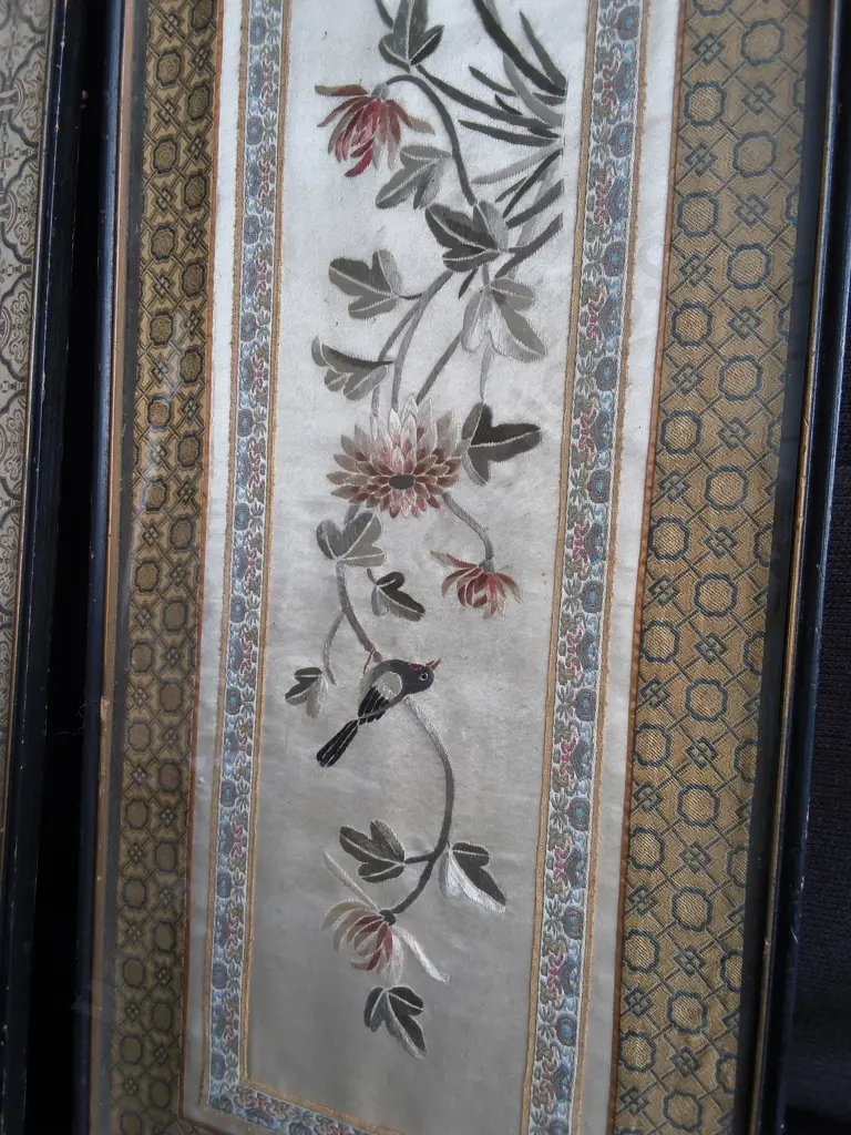 PAIR OF VINTAGE CHINESE SILK EMBROIDERY PANELS, FRAMED, H 63 CM X W 27 CM Image 1++