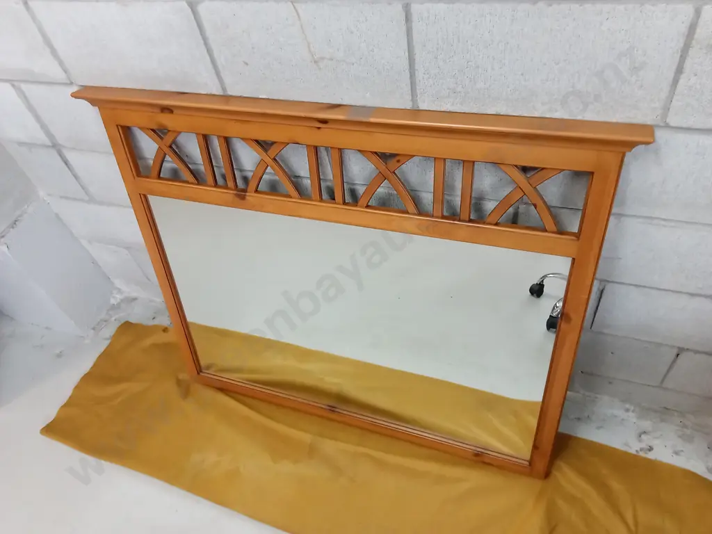 WOODEN WALL MIRROR WITH DECORATIVE TOP, 96CM X 116CM Image 1++