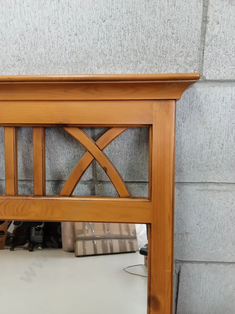 WOODEN WALL MIRROR WITH DECORATIVE TOP, 96CM X 116CM Image 1++