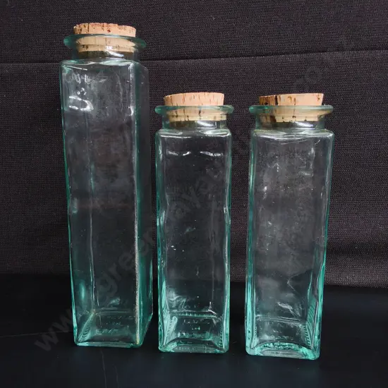 3 VINTAGE ITALIAN GREEN WAVY GLASS STORAGE JARS, TALLEST H 31 CM