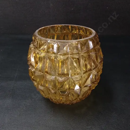 VINTAGE AMBER GLASS LAMPSHADE H13CM
