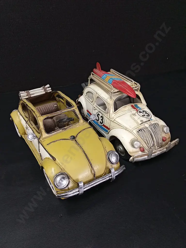 2 VINTAGE METAL VOLKSWAGENS LARGEST L26CM Image 1++