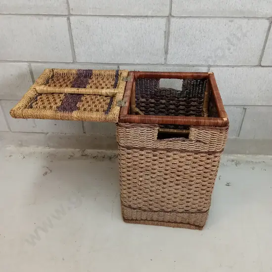 TWO-TONE WOVEN WICKER LAUNDRY HAMPER, H 58CM X W 33CM X D 33CM