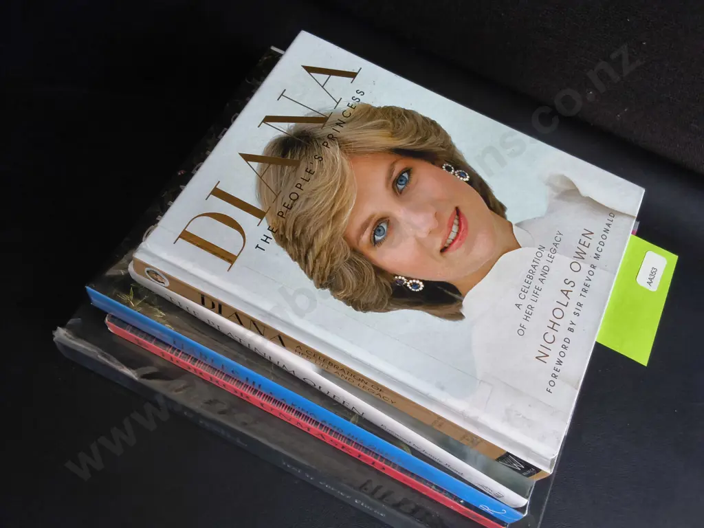 5 BOOKS ON FILM AND THE ROYAL FAMILY Image 1++