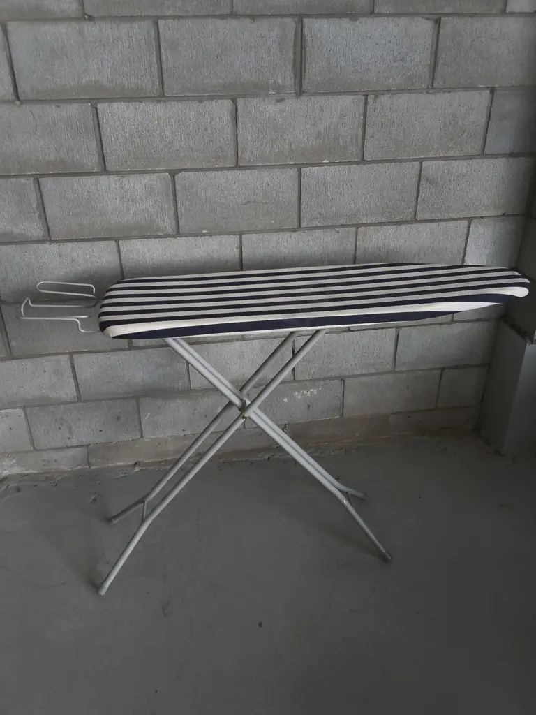 IRONING BOARD Image 1++
