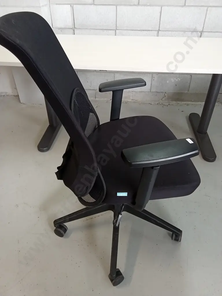 WORKSTATION SOLID STEEL LEGS, INCLUDING CHAIR, H 72CM X L 200CM X W 80CM Image 1++