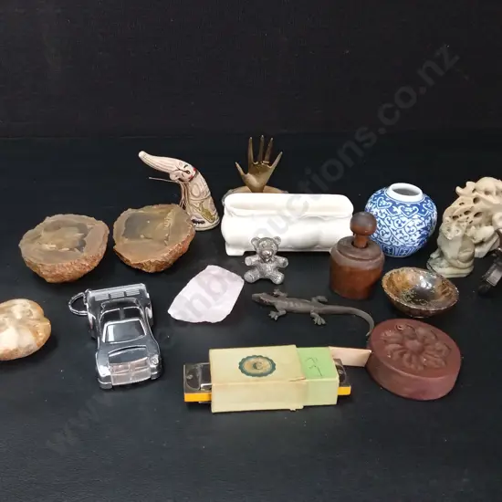 MIX OF ASSORTED ITEMS