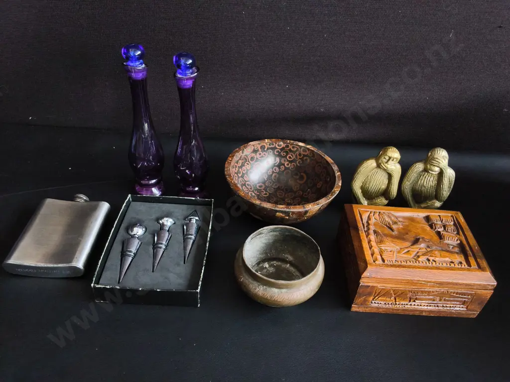 MIX OF VINTAGE AND DECORATIVE ITEMS, 9 PIECES, TALLEST H 22 CM Image 1++