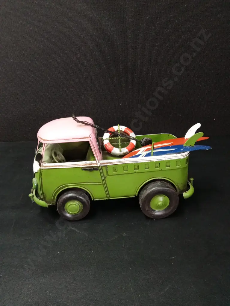 2 BOYLE METAL COLLECTABLE VEHICLES LARGEST L32CM Image 1++