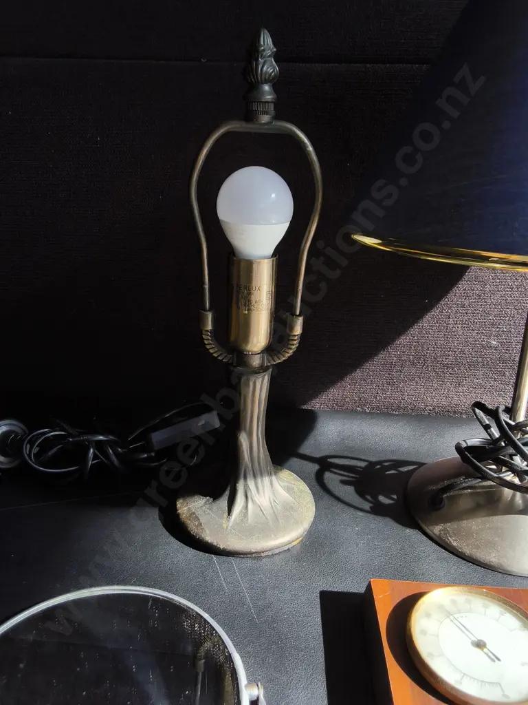 VINTAGE LAMPS, WEATHER STATIONS, AND MIRROR, TALLEST H 35 CM Image 1++