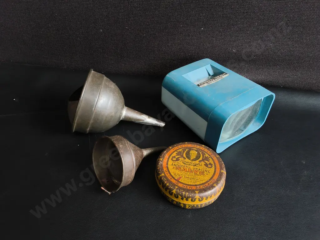 MIX OF VINTAGE ITEMS Image 1++