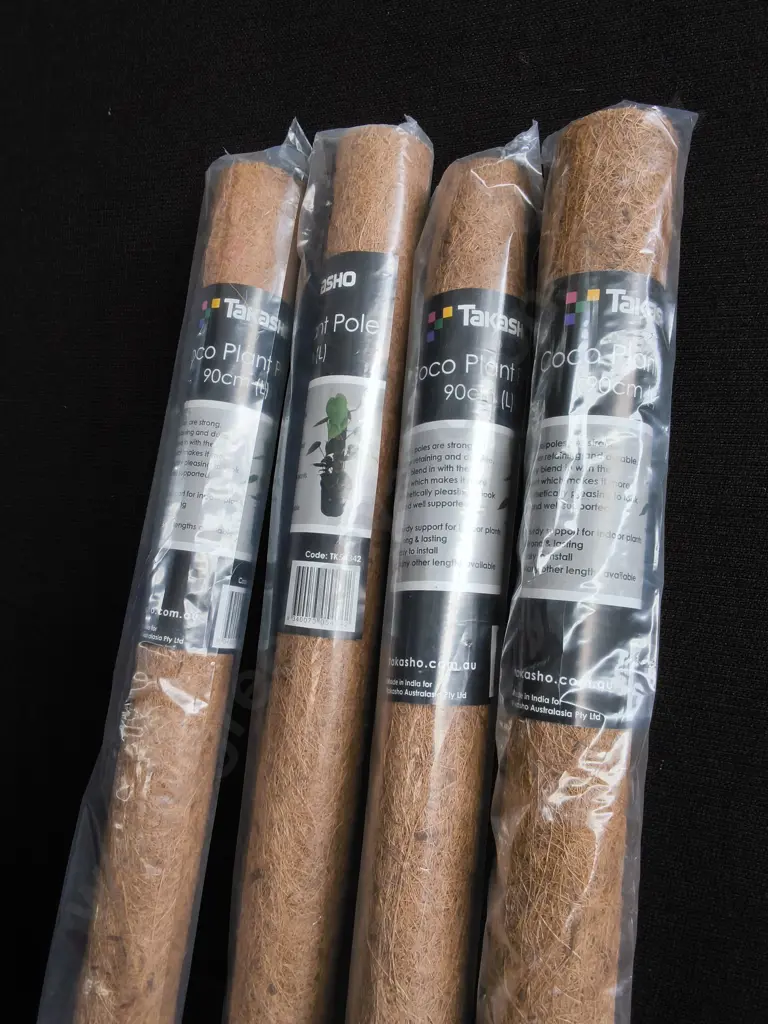 4 BRAND NEW TAKASHO PLANT POLES, 90 CM Image 1++