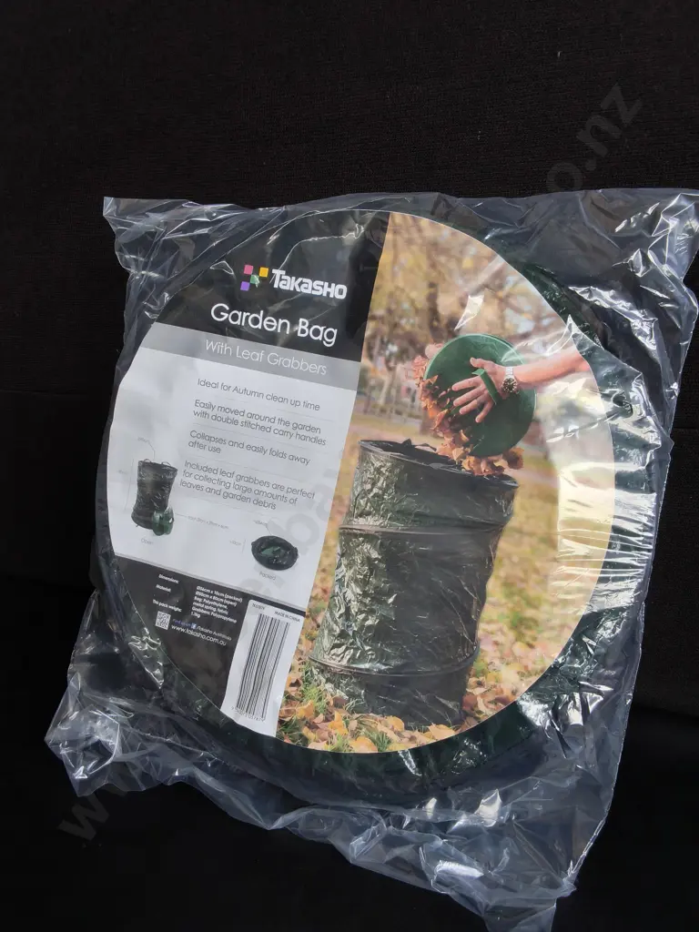 BRAND NEW TAKASHO GARDEN BAG WITH LEAF GRABBERS, H 80 CM Image 1++