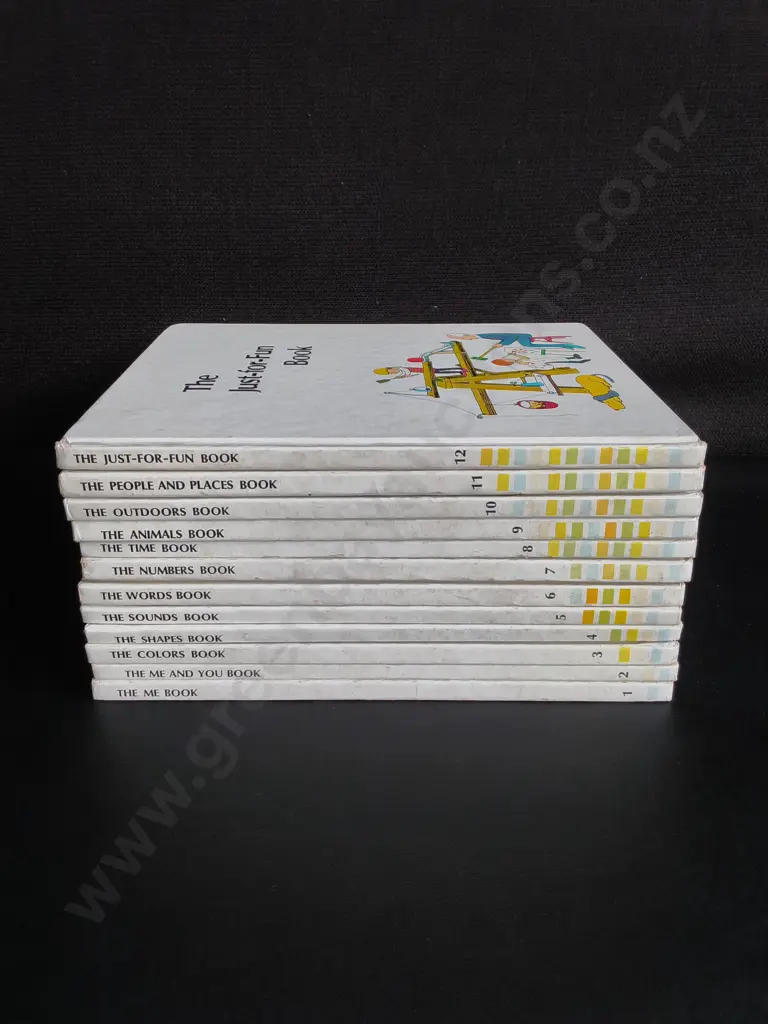 VINTAGE BRITANNICA DISCOVERY LIBRARY 12 BOOK COMPLETE SET Image 1++