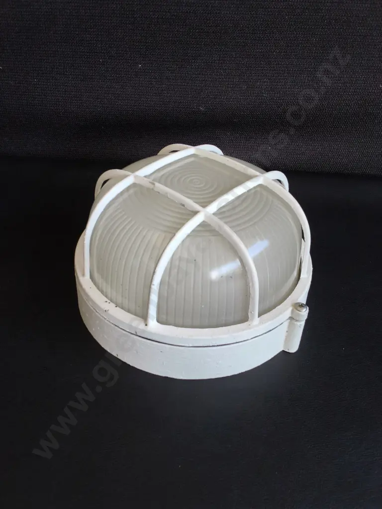 VINTAGE ROUND CAGED BULKEAD LIGHT Image 1++