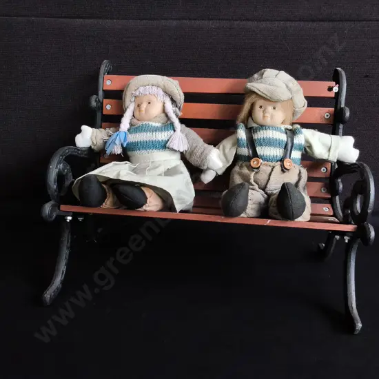 VINTAGE WINTER DOLL FIGURINE SET ON MINIATURE BENCH, WIDEST W 33 CM