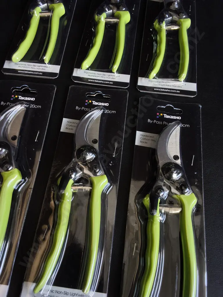6 BRAND NEW TAKASHO BY-PASS PRUNERS Image 1++