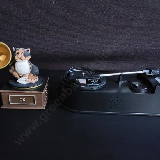 VINTAGE STYLE MINI USB VINYL TURNTABLE AND GRAMOPHONE DECORATIVE MUSIC BOX, TALLEST H 14 CM