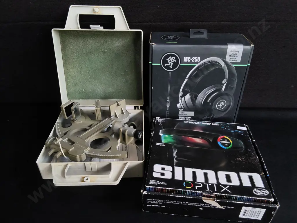 VINTAGE MARINE SEXTANT, BOXED HEADPHONES AND SIMON OPTIX Image 1++