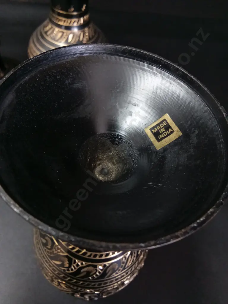 SET OF 3 VINTAGE ETCHED VASES MADE IN INDIA, TALLEST H40CM Image 1++