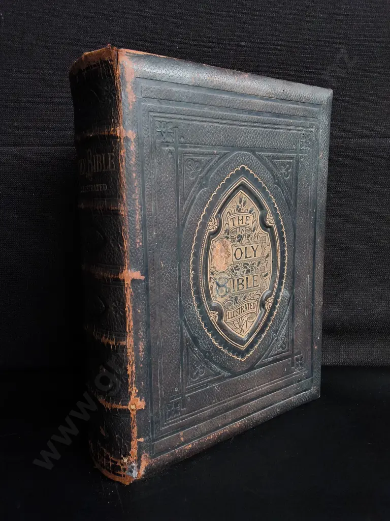 ANTIQUE VICTORIAN FAMILY BIBLE, EMBOSSED LEATHER COVER, ILLUSTRATED Image 1++