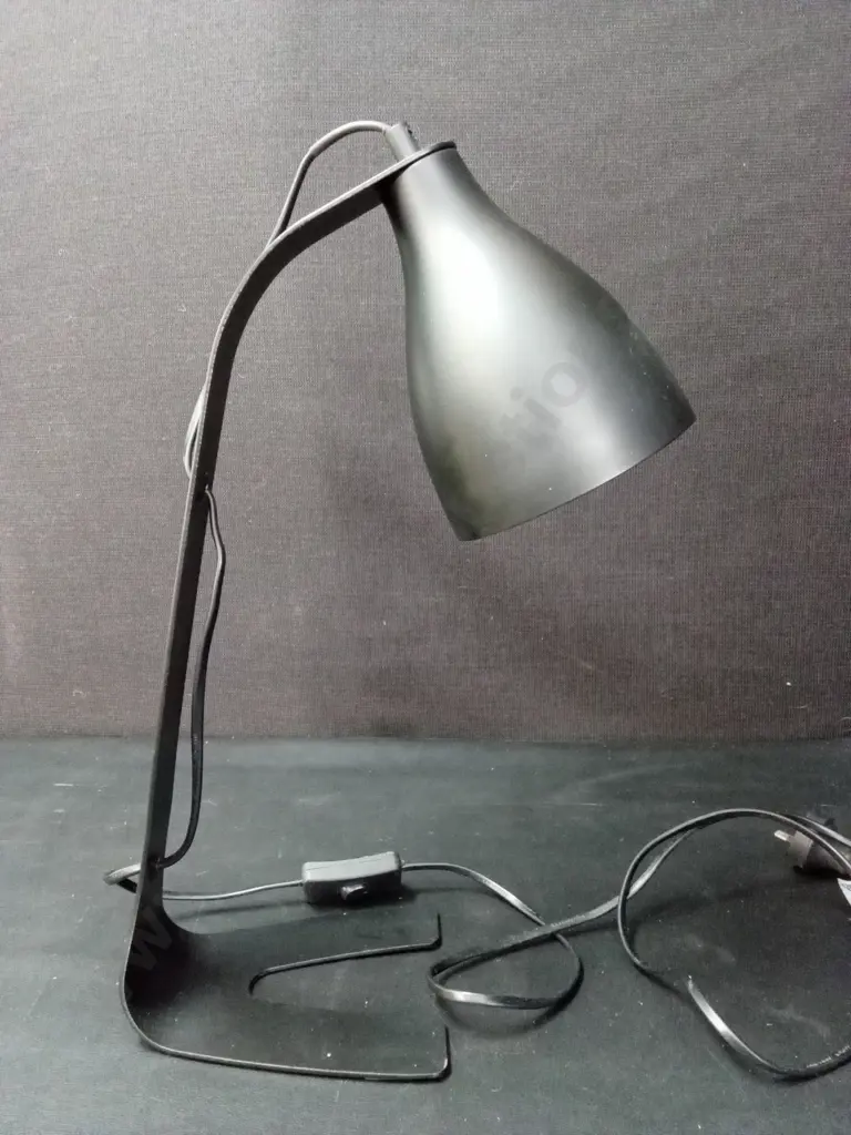 BLACK TABLE LAMP H42CM Image 1++