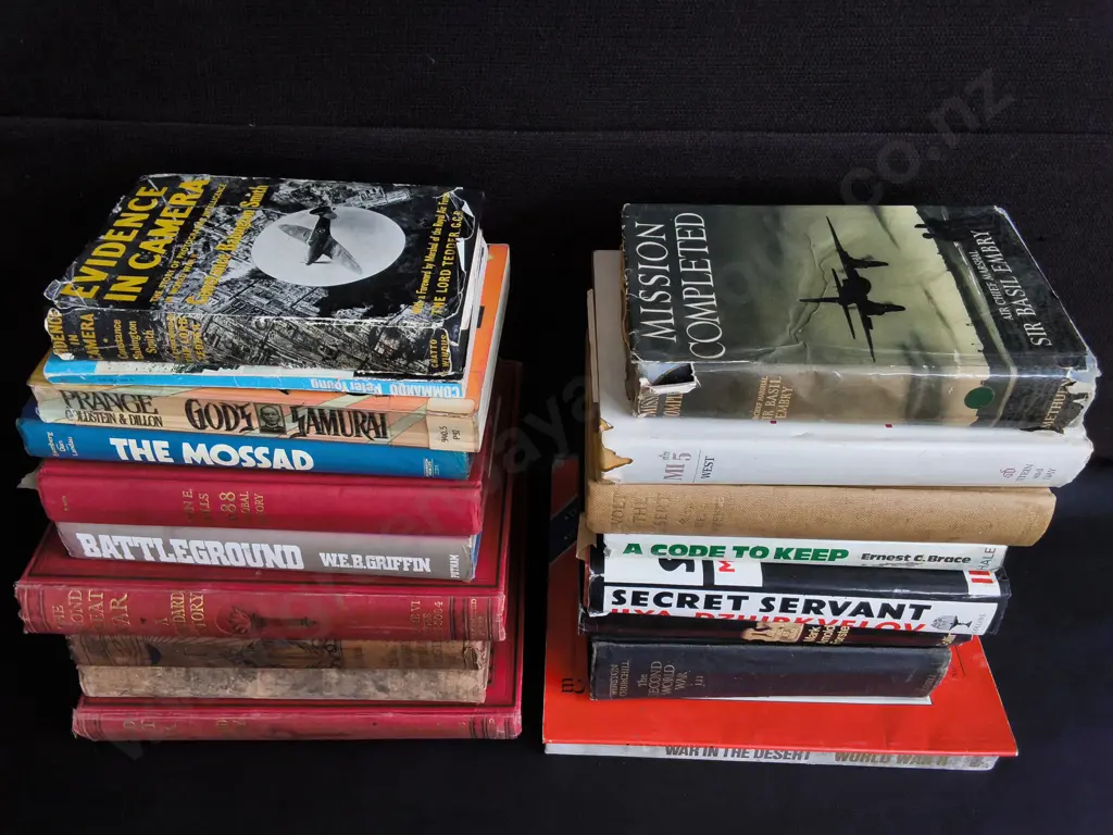 MIX OF BOOKS Image 1++