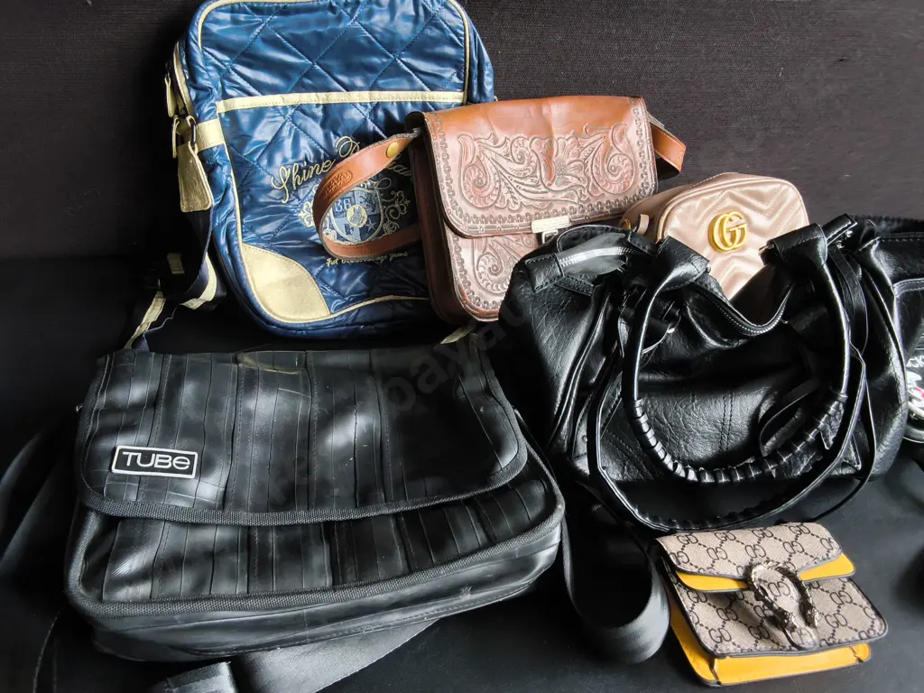 MIX OF BAGS, 7 PIECES Image 1++