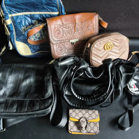MIX OF BAGS, 7 PIECES