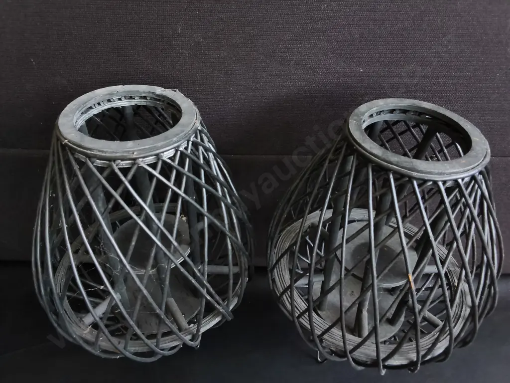 PAIR OF BLACK WOVEN LATTICE CANDLE LANTERNS, H 45 CM Image 1++