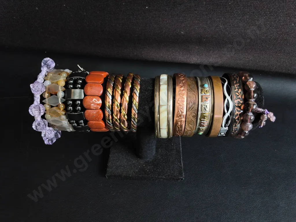 MIX OF BRACELETS Image 1++