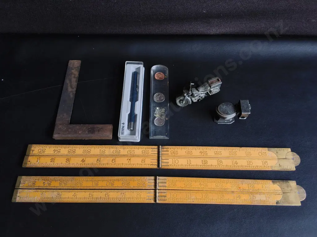 VINTAGE STATIONARY AND TOOLS, FOLDING RULERS, NOVELTY METAL PENCIL SHARPENERS, PARKER PEN Image 1++