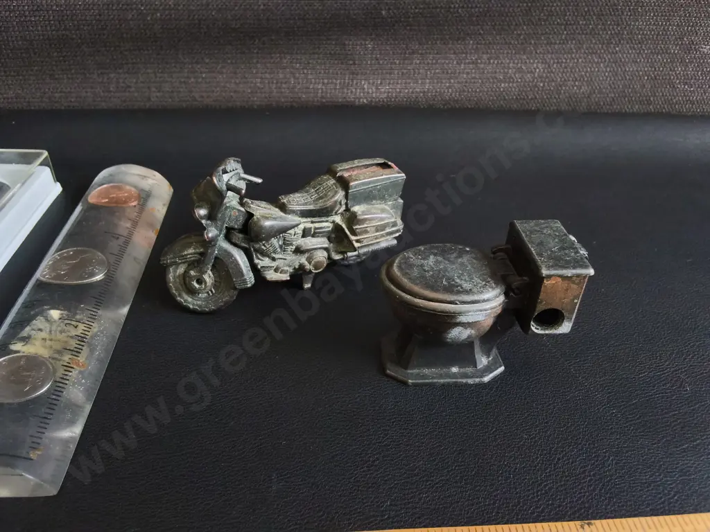 VINTAGE STATIONARY AND TOOLS, FOLDING RULERS, NOVELTY METAL PENCIL SHARPENERS, PARKER PEN Image 1++