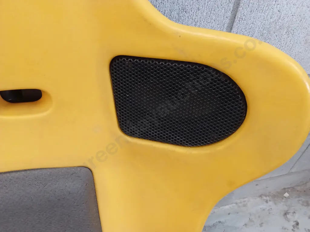 VINTAGE DRIVERS SEAT FROM A SEGA TOURING CAR CHAMPIONSHIP Image 1++