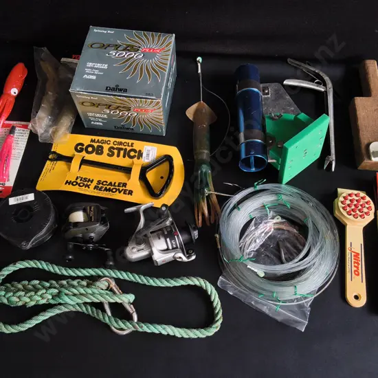 MIX OF FISHING EQUIPMENT