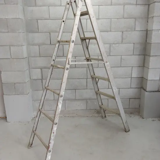 LADDER, 202CM TALL